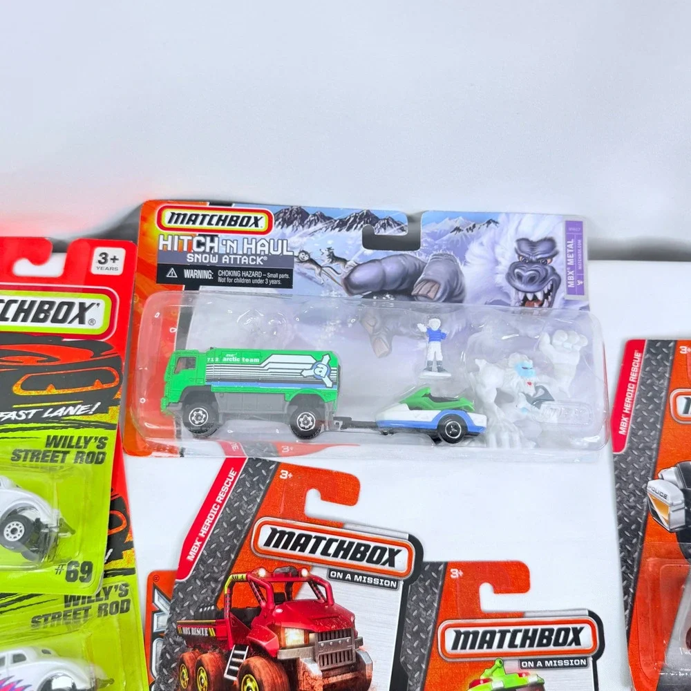 Matchbox Die-Cast Car Lot of 24On A Mission Get In The Fast Lane Hitch N Haul